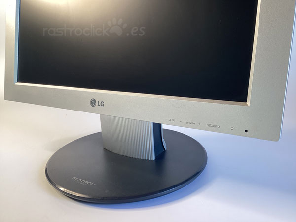 Monitor 17” LG Flatron L1730S | Listings