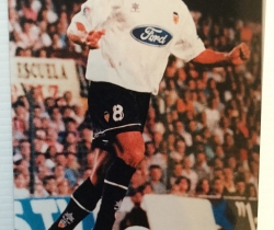 Fotografía del jugador del Valencia CF Moya, temporada 97/98