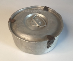 Antigua fiambrera de aluminio años 50 marca MMM Nº 16