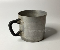 Antigua taza de aluminio años 50