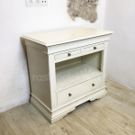 Aparador o mueble de TV rústico estilo provenzal