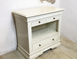 Aparador o mueble de TV rústico estilo provenzal