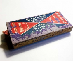 Caja de cerillas años 30 – Bradford’s Boston cigarettes – Jersey Lily