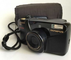 Cámara Fotográfica Olympus Superzoom 800 Auto Focus – 35mm – Año 1998