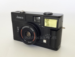 Cámara analógica compacta Ansco 1040 EF / 1045