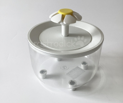 Fuente de agua con flor para mascotas