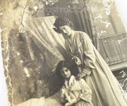 Tarjeta postal mujer con niña – Photorotation 204/1